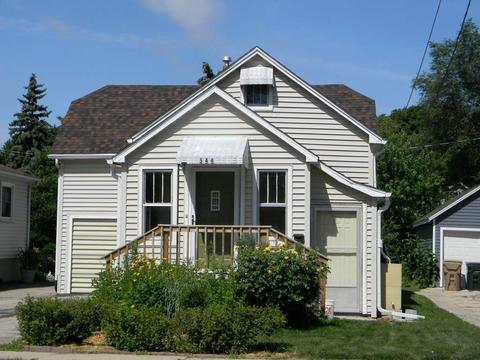 409 Stang St