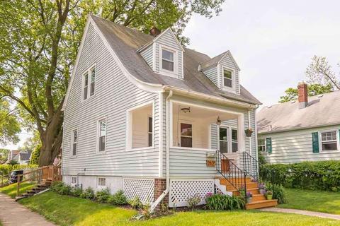 544 Oak St