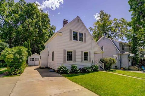 17 Kewaunee Ct