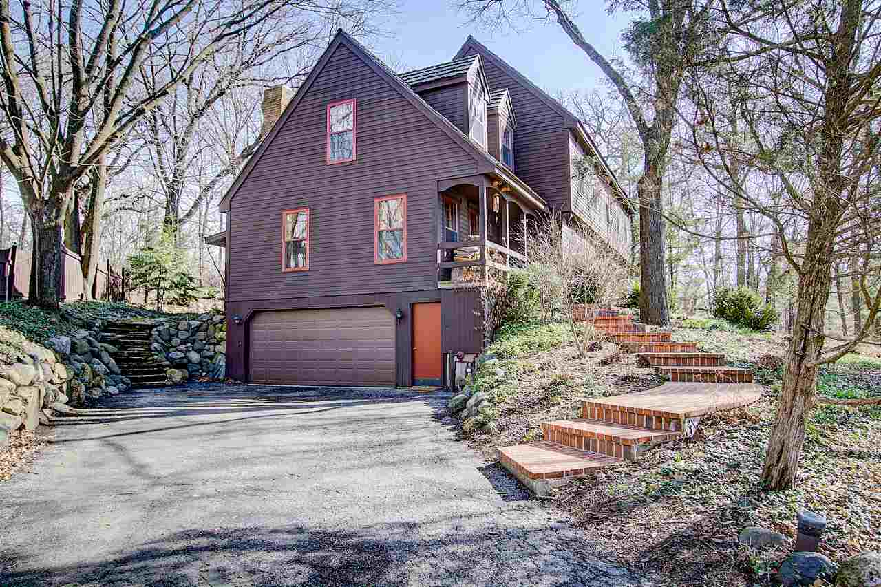 201 Lathrop St