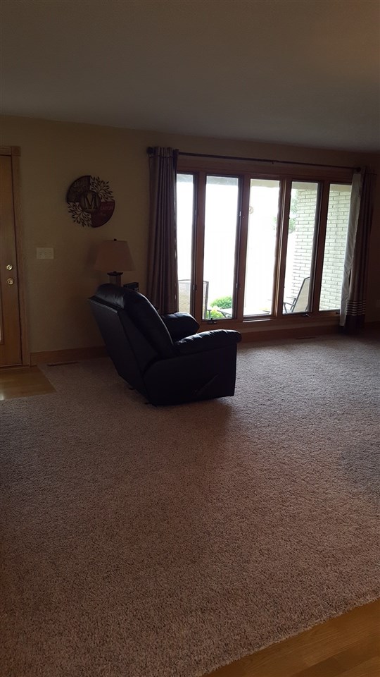 6889 Bondele Ln