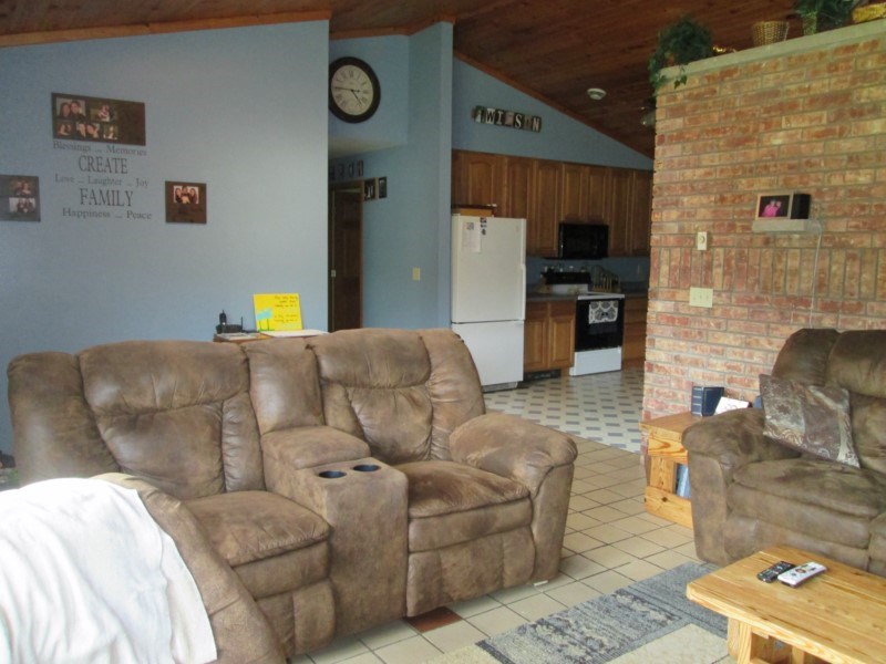 1031 Morning View Rd