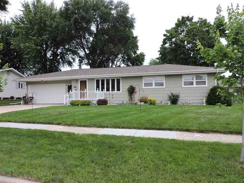 715 E Main St