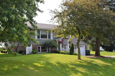715 E Main St