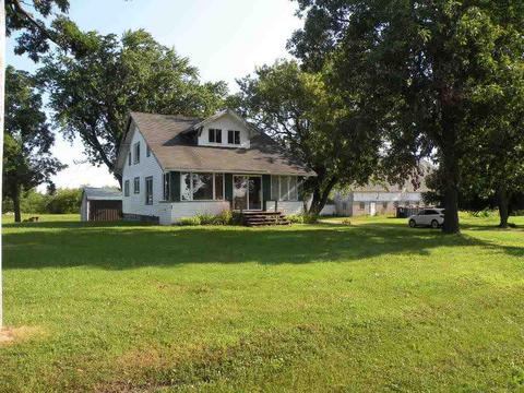 715 E Main St
