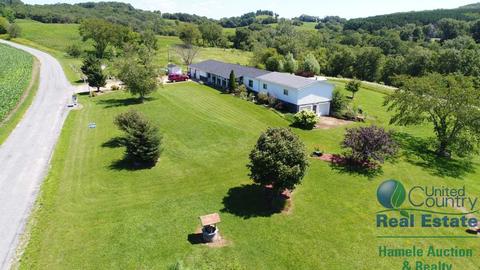 e4706a Tanager Court