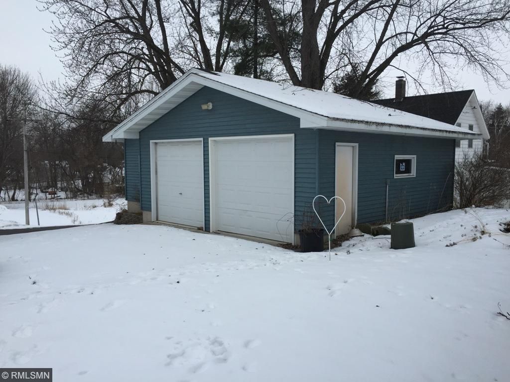 1142 Birchwood Ln