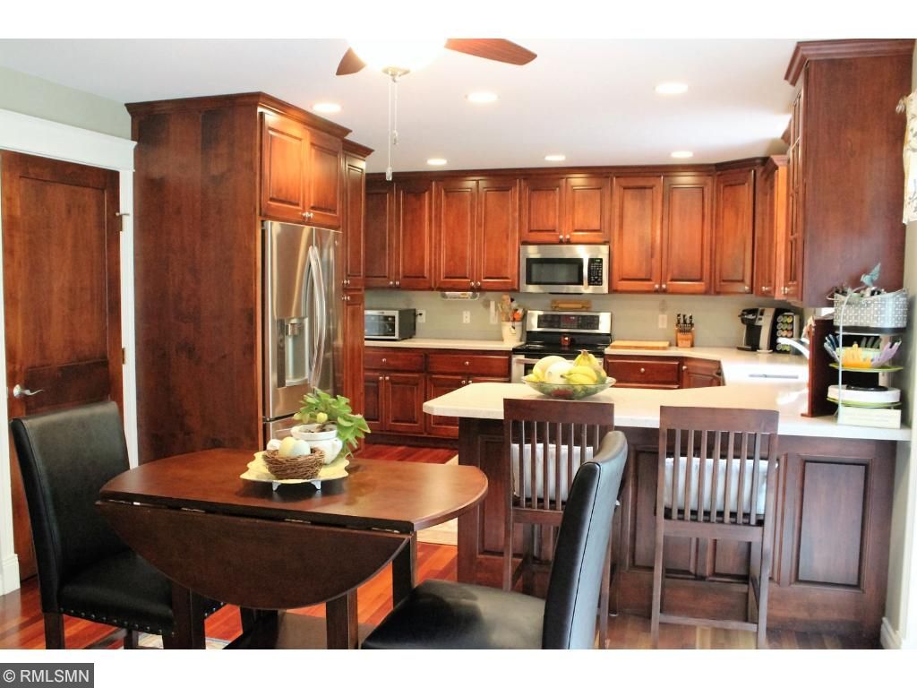 For Sale: 814 Summit Ln N Hudson, WI 54016