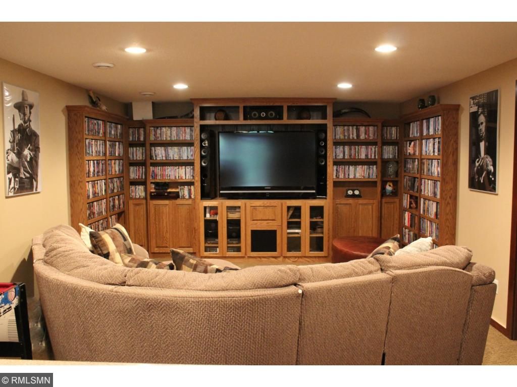 For Sale: 814 Summit Ln N Hudson, WI 54016