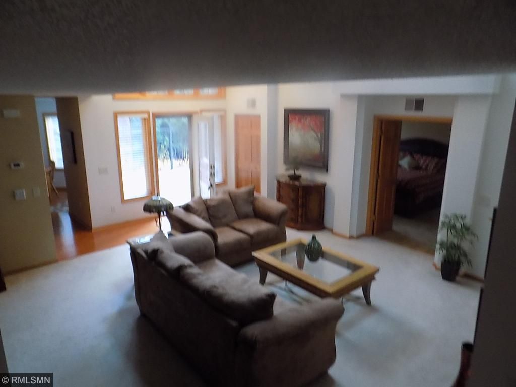 219 W Canyon Dr
