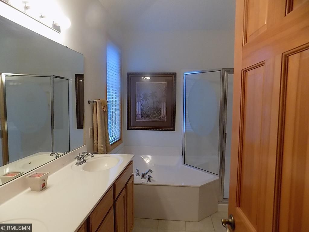 219 W Canyon Dr