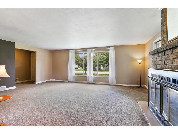 For Sale: 607 Jordan Rd De Pere, WI 54115
