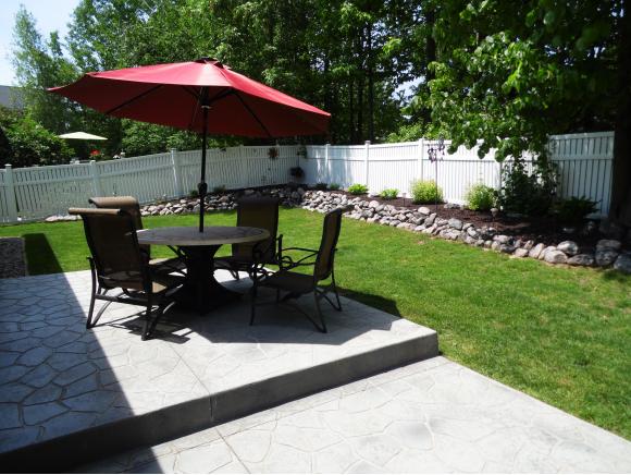 For Sale: 25 Woodhaven Ln Kaukauna, WI 54130