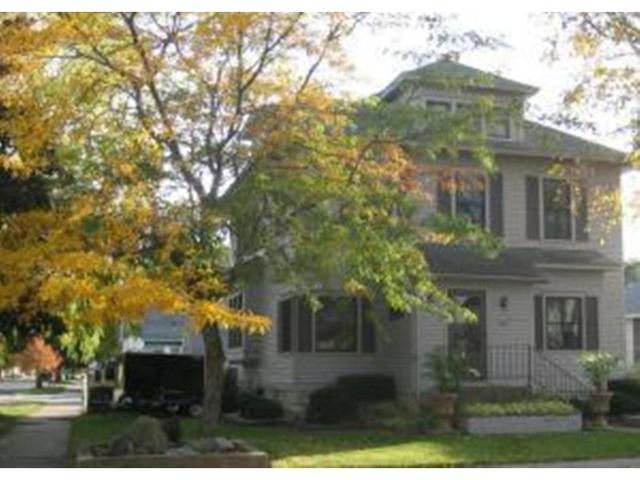558 Main St