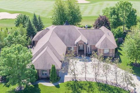 3877 Sandhill Dr