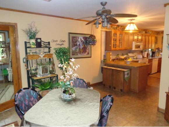 For Sale: N6425 Lake Dr Shawano, WI 54166