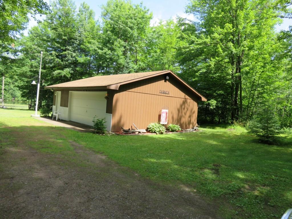 10898 Randall Ln