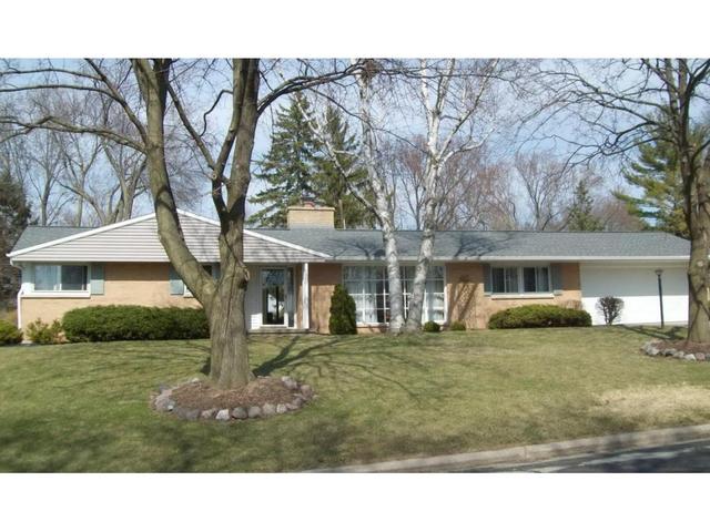 3522 Briar Ct