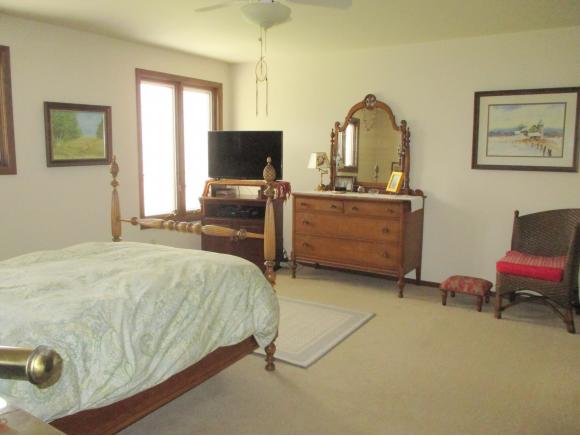 22 S Webster Hts #APT 22, Green Bay WI 54301