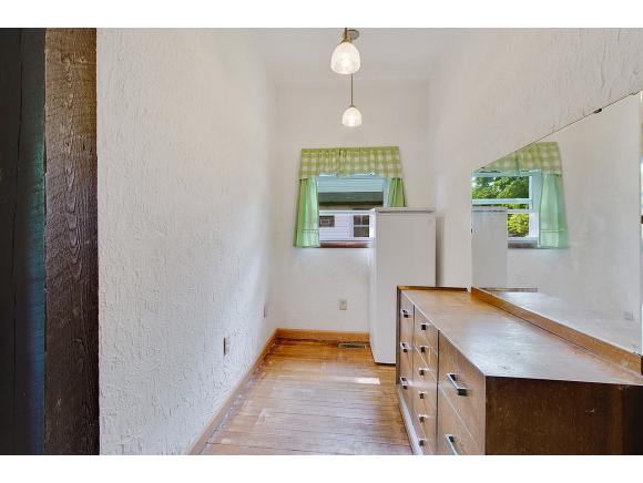 For Sale: 1013 Harvey St Green Bay, WI 54302