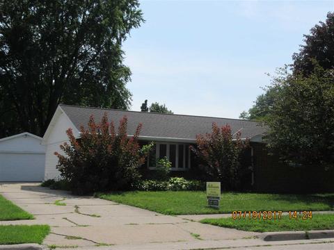 142 S Locust St