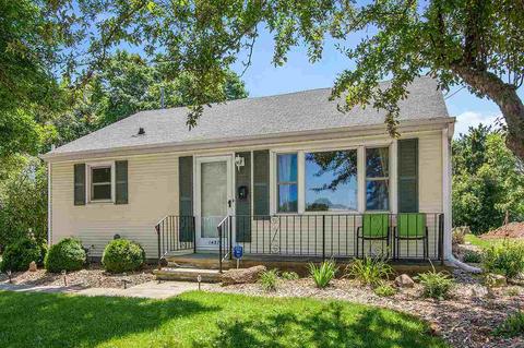 142 S Locust St