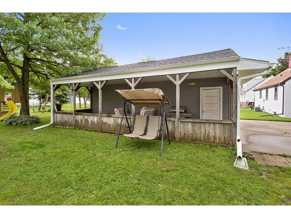 For Sale: 1203 S Oneida Green Bay, WI 54304