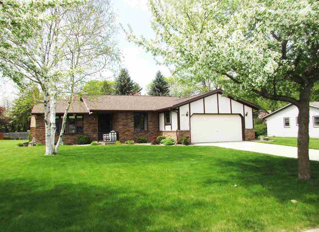 1137 Edgewood Dr
