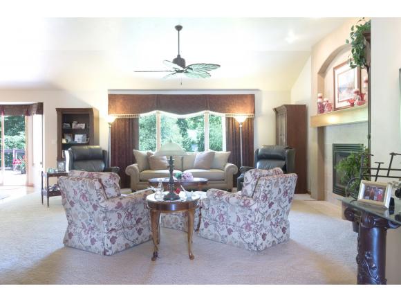 For Sale: 3345 Star Creek Ct Green Bay, WI 54311