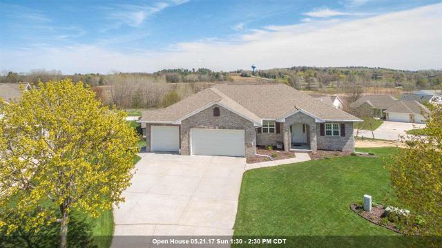 1100 Stordeur Dr