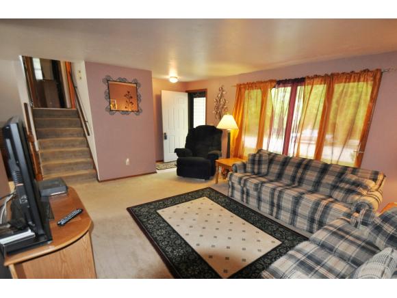 For Sale: 3075 Ferndale Dr Green Bay, WI 54313