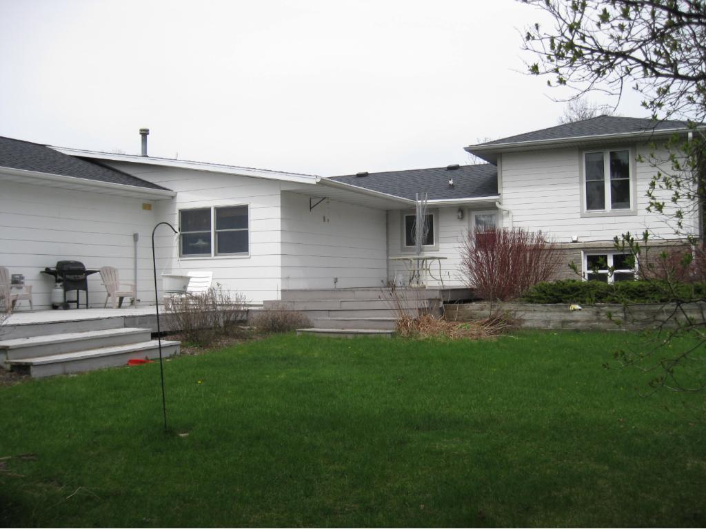 36 W Stout St