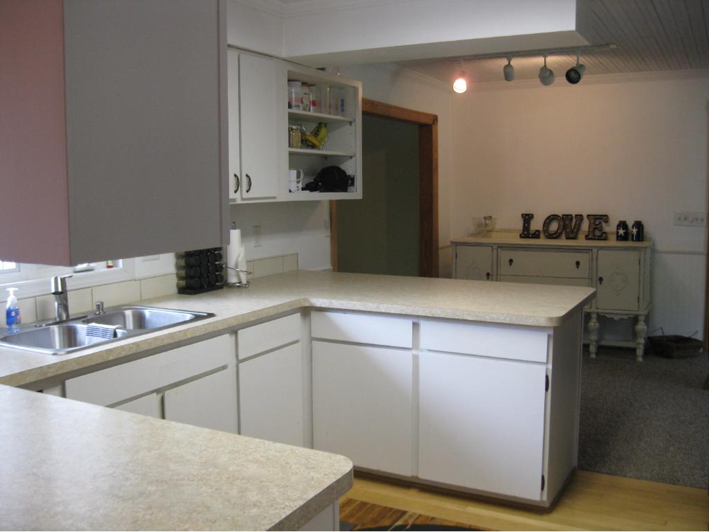 36 W Stout St