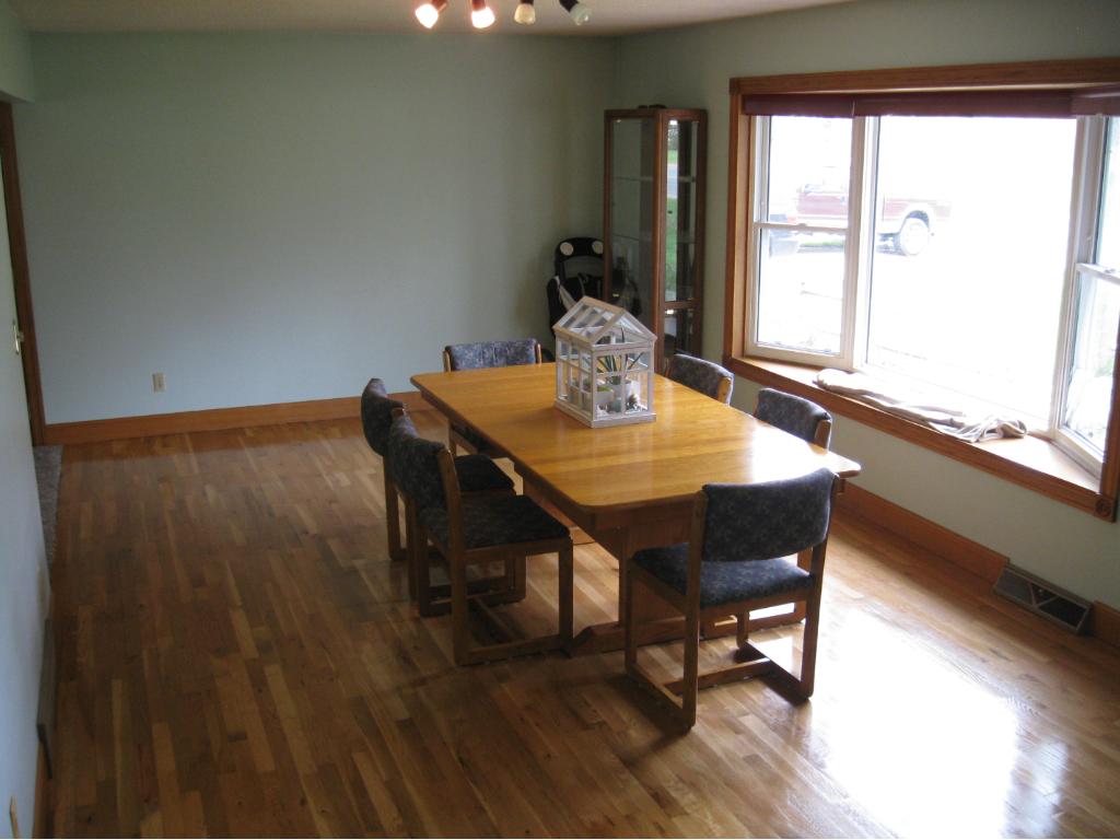 36 W Stout St
