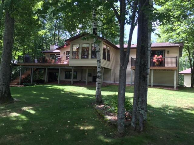6352 N Breezy Point Ln