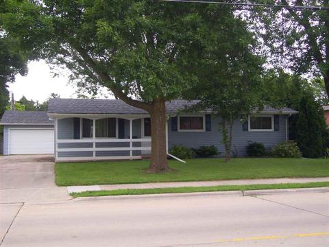 46 W 17th Ave