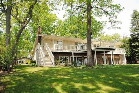 w2219 Hickory Road