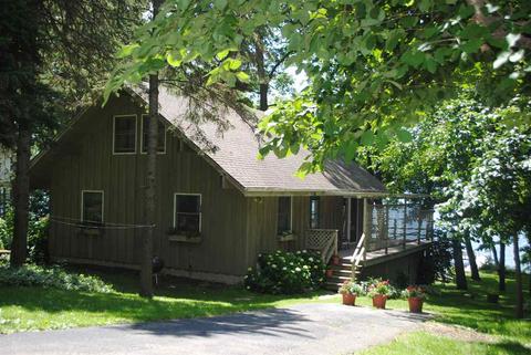 w2219 Hickory Road