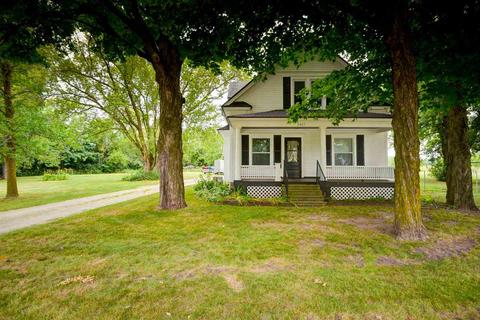 2674 Woodcrest Dr