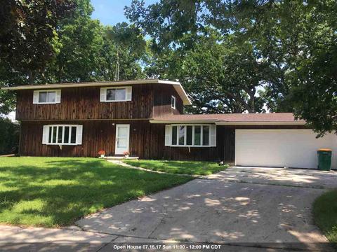343 Hawthorne Dr