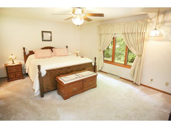 For Sale: 484 Olde Midway Rd Menasha, WI 54952