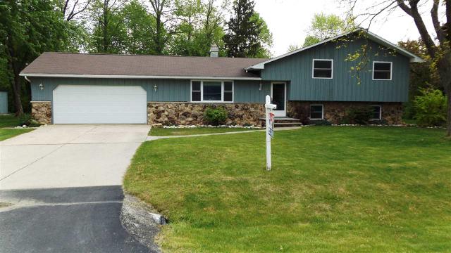 1635 Oak Hollow Ln