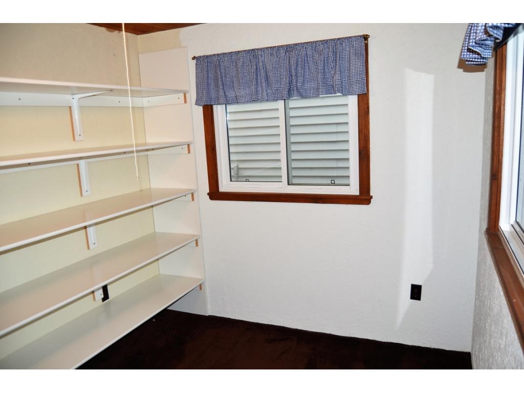 215 Elm St