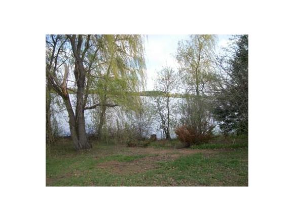 For Sale: e5658 Lakeshore Drive Weyauwega, WI 54983