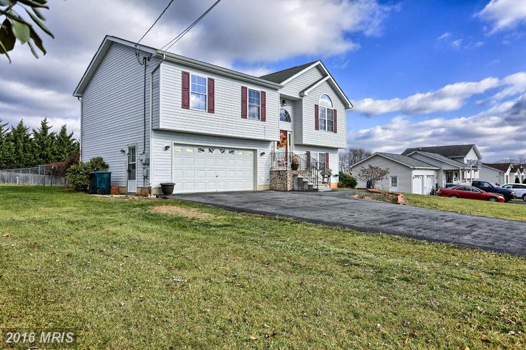 190 Isaac Dr