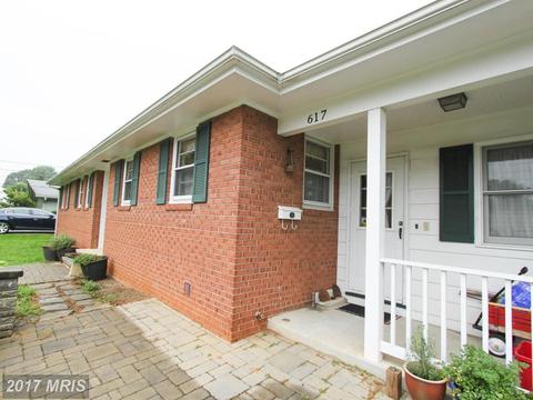 111 Mountain Laurel Blvd