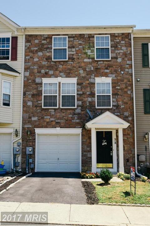 111 Mountain Laurel Blvd