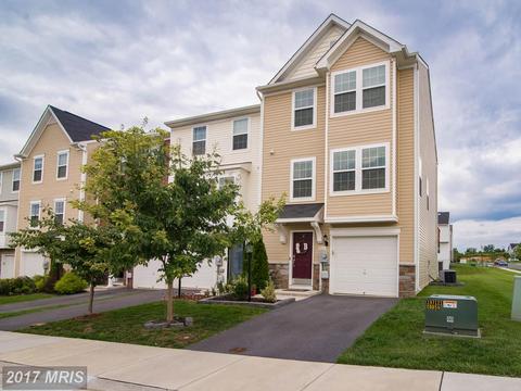 111 Mountain Laurel Blvd