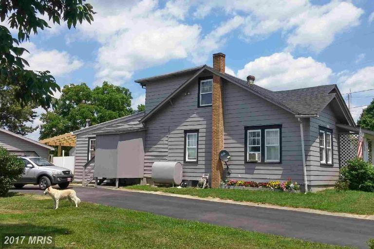 86 Effie Ln