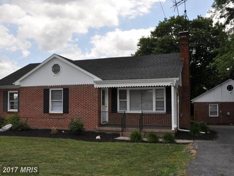 244 Sharons Ln